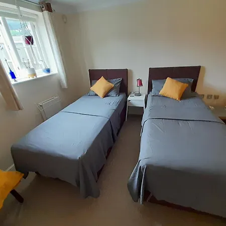 Private Rooms In A Shared House In Oxford - Host Lives In The Property Room photo